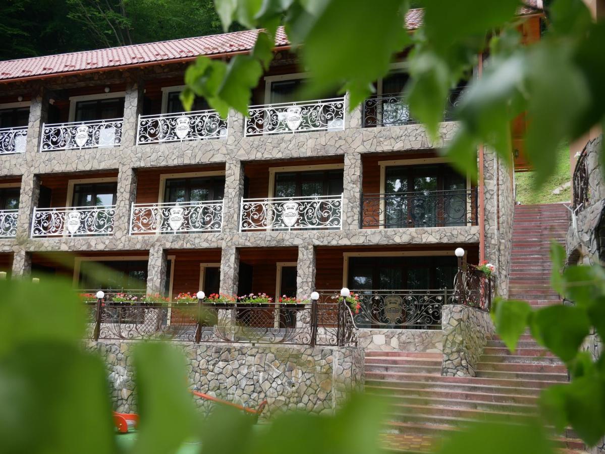 Hotel Zatyshok Svalyava Exterior foto