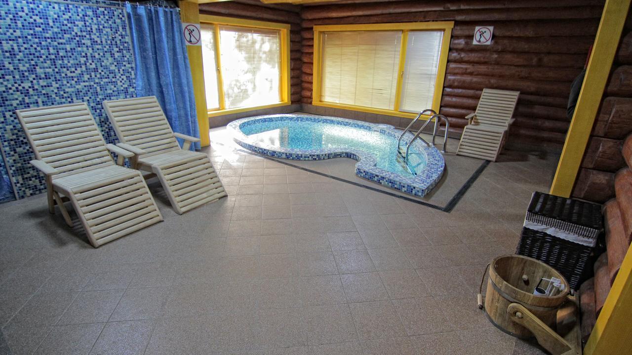 Hotel Zatyshok Svalyava Exterior foto
